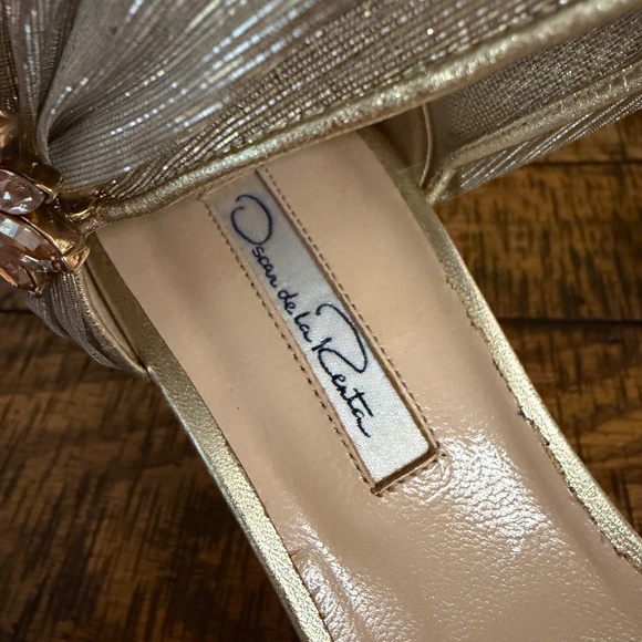 Designer gold heels - Picture 5 of 5